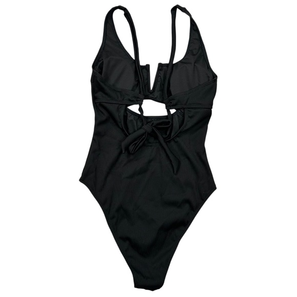 Popvil NWT Black Ribbed One Piece V-Neck Cut Out Front Swimsuit Size M - Picture 3 of 9